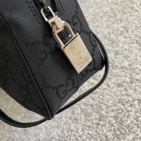 Gucci handbag with shoulder straps - Picture 7 of 9